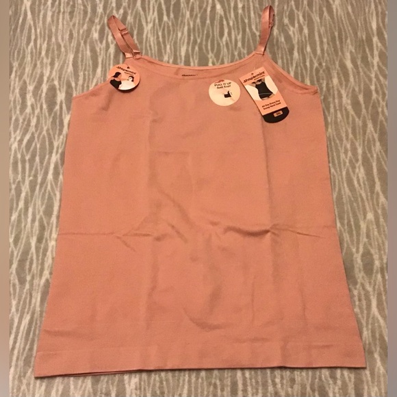 🌸🌸 Shapermint Essentials All Day Every Day Scoop Neck Cami 🌸🌸 - Picture 2 of 5